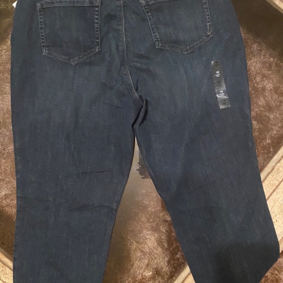 Style & Co Dark Wash Denim Jeans - Picture 4 of 4